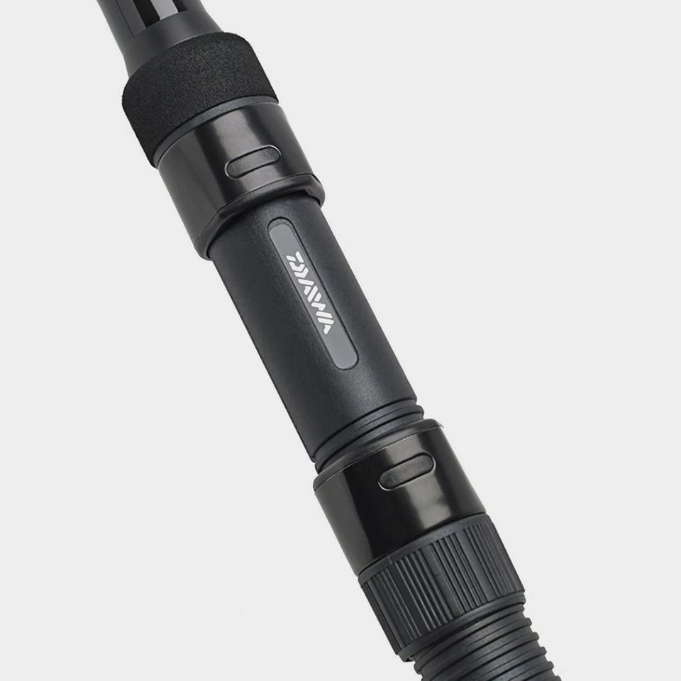 Daiwa Black Widow EXT Carp Rod 12ft (3.5lb) 6 Daiwa Black Widow EXT Carp Rod 12ft (3.5lb) - Image 4